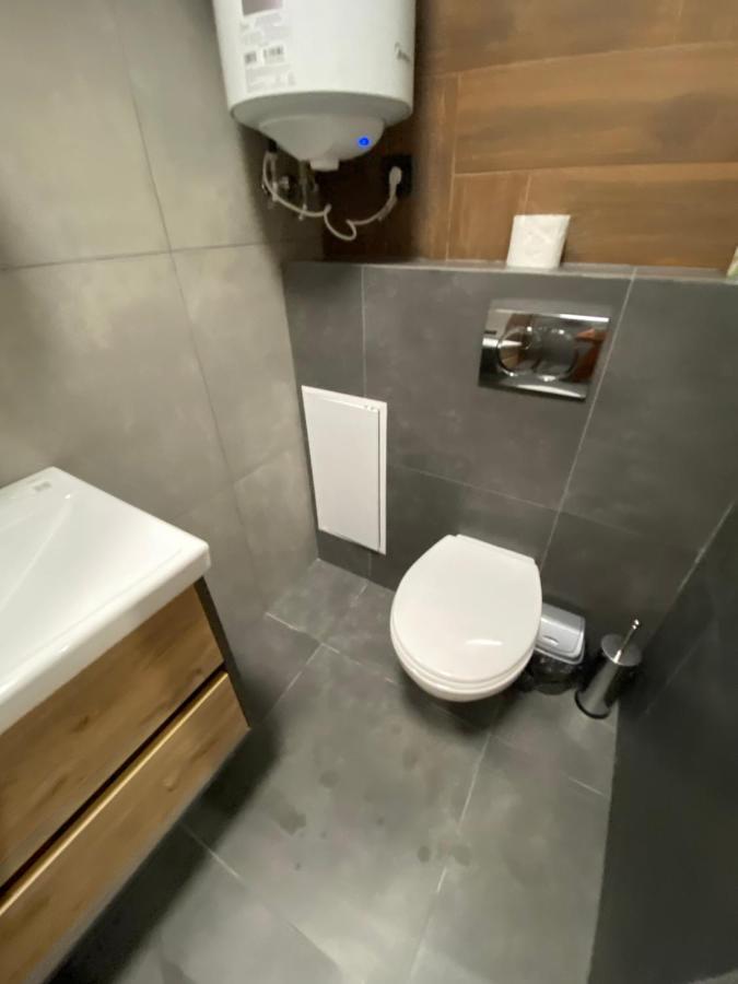 Віп Студія По Вулиці Крехівській 6 Біля Візового Центру На Джерельній ลวีฟ ภายนอก รูปภาพ